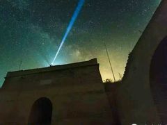 城墙夜景-柳沟豆腐宴69号福豆堂