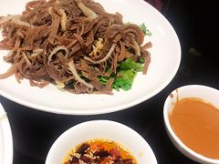 -皇城根·烤鸭·鱼头·家常菜(欧亚大观乐活城店)