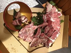 -铭牛烧肉·和牛海鲜自助(高新月牙湖店)