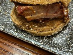 -老天桥酱肉烧饼夹肘子(天桥店)