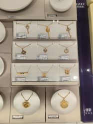 -周大福CHOW TAI FOOK(浦东八佰伴店)
