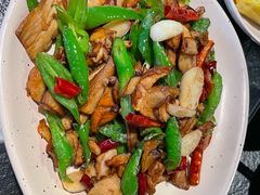 -菌自由丨野生菌火锅特色庭院餐厅(丽江古城店)