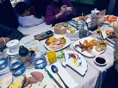 -亚洲国际大酒店·云顶阁旋转自助餐厅