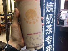 -阿姨奶茶专卖(舌涧道杭州惠民路创始店)