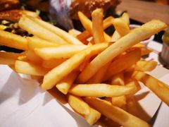 -The Habit Burger Grill 哈比特汉堡(复兴soho店)