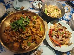 -川流不息·地道川菜·小龙虾(新松江路店)