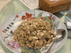 -壹零贰小馆(桂城石啃店)
