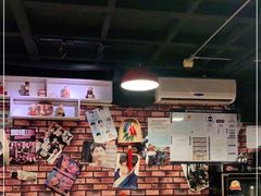 大堂-源味屋韩式火锅&炸鸡(鼎城当代商城店)
