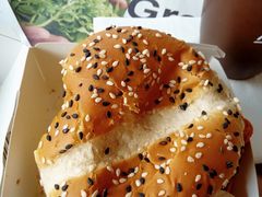 金“芝”玉叶鸡排堡-麦当劳(国际社区店)