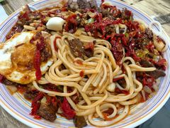 -歹歹的加个面过油肉拌面