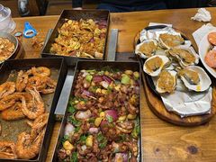 -老东镇啤酒屋海鲜加工·蒸汽海鲜·海鲜烧烤(台东店)