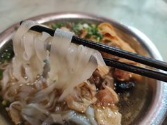 -炳记牛味粉店(四坊路店)