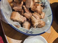 脆口烧肉-园林美食城·本土农家菜(杨和镇店)