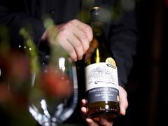 -wineapp葡萄酒餐吧(外滩金融中心店)