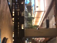 -蜜桃餐厅·伴山(湖滨商业街店)