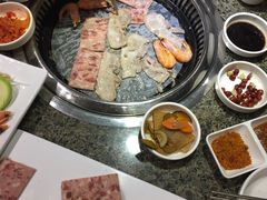 -韩小悦牛排烤肉无限续(遂宁万达店)
