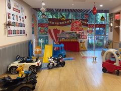 -金点蒙氏国际教育(悠然校区)