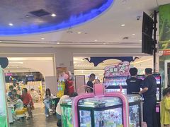 -反斗乐园π·电玩·高空拓展·蹦床(龙华天虹店)