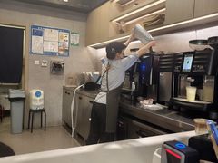 -瑞幸咖啡(新生活广场紫金山路店)