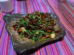 哈尼飘香牛肉-香巴拉云南餐厅(华莱坞店)