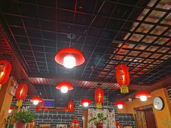 大堂-小火炕铁锅炖鱼