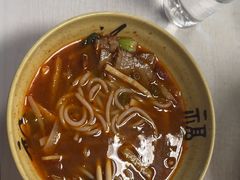 -龙香记桂林米粉(东扬威街11号楼店)