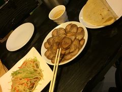蒸肘花-我去·春饼文化主题餐厅(国定路总店)