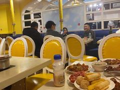 -爱客得牛排海鲜烤肉·火锅自助(春熙路黑金好店)