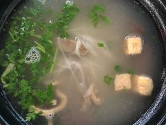 -冯鑫记南京鸭血粉丝汤(南京南站店)