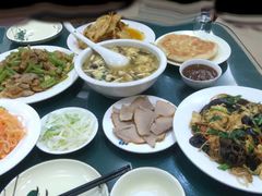 -李连贵酒家熏肉大饼(昆明街店)