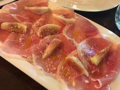 -羽深肉铺 Steak & Wine