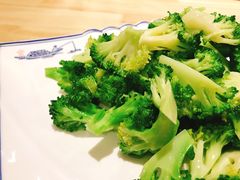 -小六汤包(亚欧店)