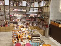 -VENCHI 闻绮(北京国贸商城店)