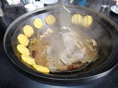 -缘福乡村铁锅炖民宿(八达岭店)