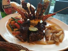 -Pundi Pundi Restaurant
