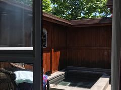 -大连步云山老汤度假山庄