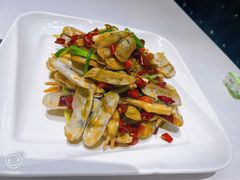-宝燕海货工场(长江国际店)