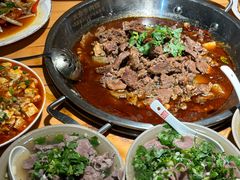 -大众跷脚牛肉馆·非遗传承单位(峨眉山店)