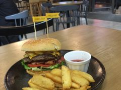 -HELLO 27 意面·沙拉·帕尼尼