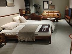 -万达广场(临港店)