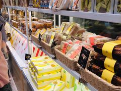 面包甜点陈列柜-爱达乐面包生日蛋糕(泛悦国际店)