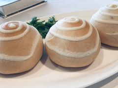 松子叉烧菠萝包-龙景轩(香港四季酒店)