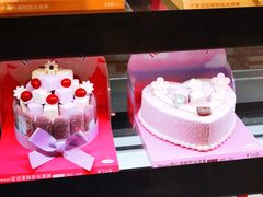 -巴黎贝甜(华堂新辰汇店)