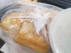 现炸油条-汪记鲜鱼糊汤粉(沈阳路总店)