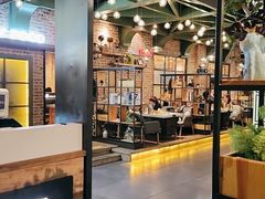 大堂-河坝烧烤串城(金达莱店)