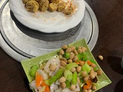 -金卯白肉罩火烧