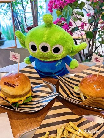 中山好吃的手工汉堡店记住他了！