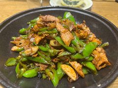 土辣椒炒肉-后湖小院·乡野田园菜