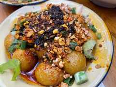 虎皮鹌鹑蛋-拈签一笑黄牛肉辣卤串串