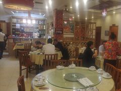 -鹤乡东北菜(崮山路店)